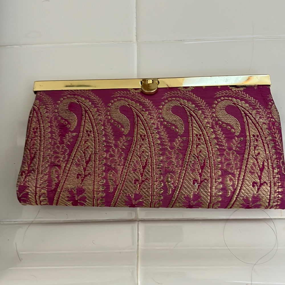 Clutch purse